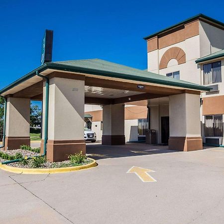 Quality Inn & Suites Altoona - Des Moines Εξωτερικό φωτογραφία