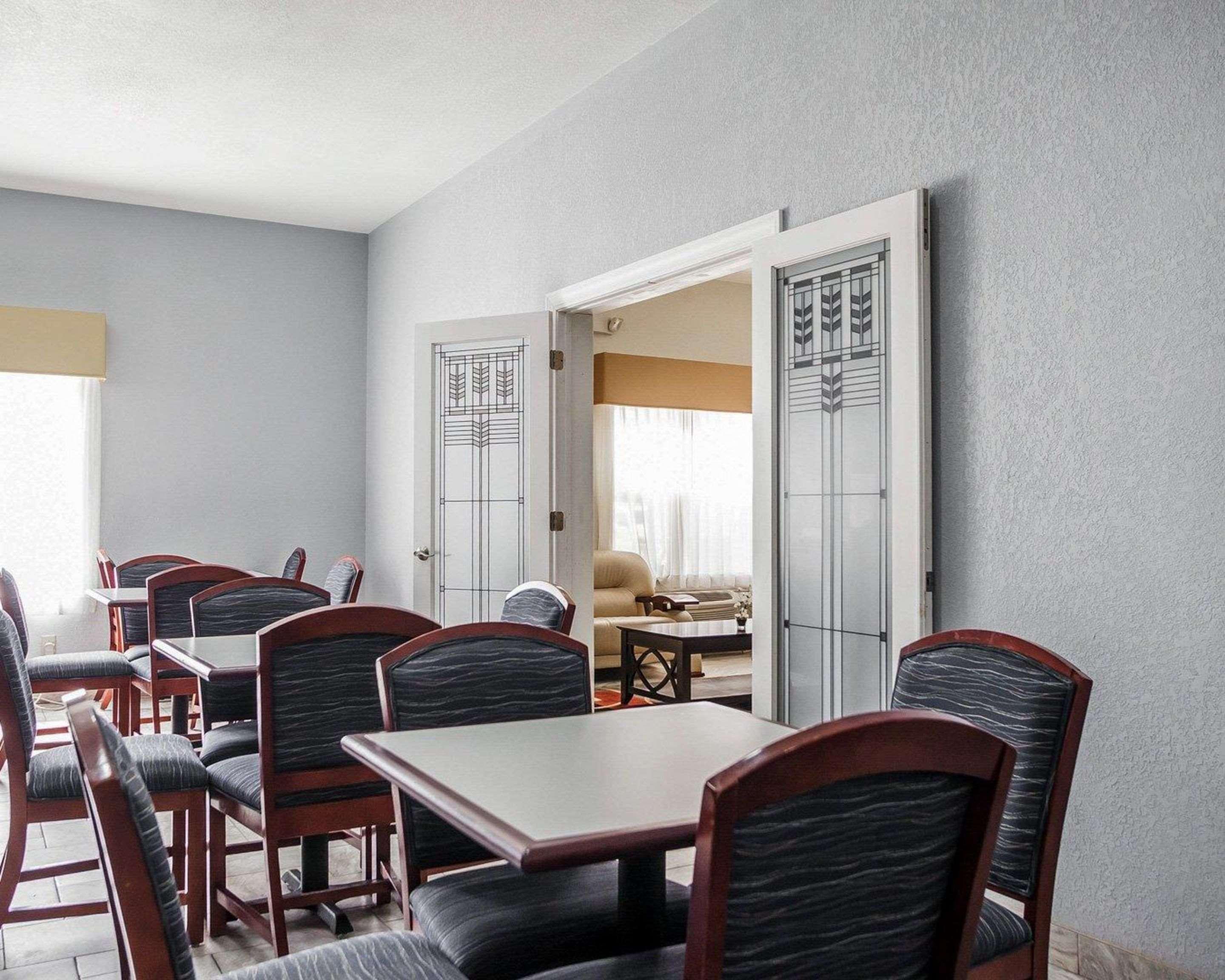 Quality Inn & Suites Altoona - Des Moines Εξωτερικό φωτογραφία